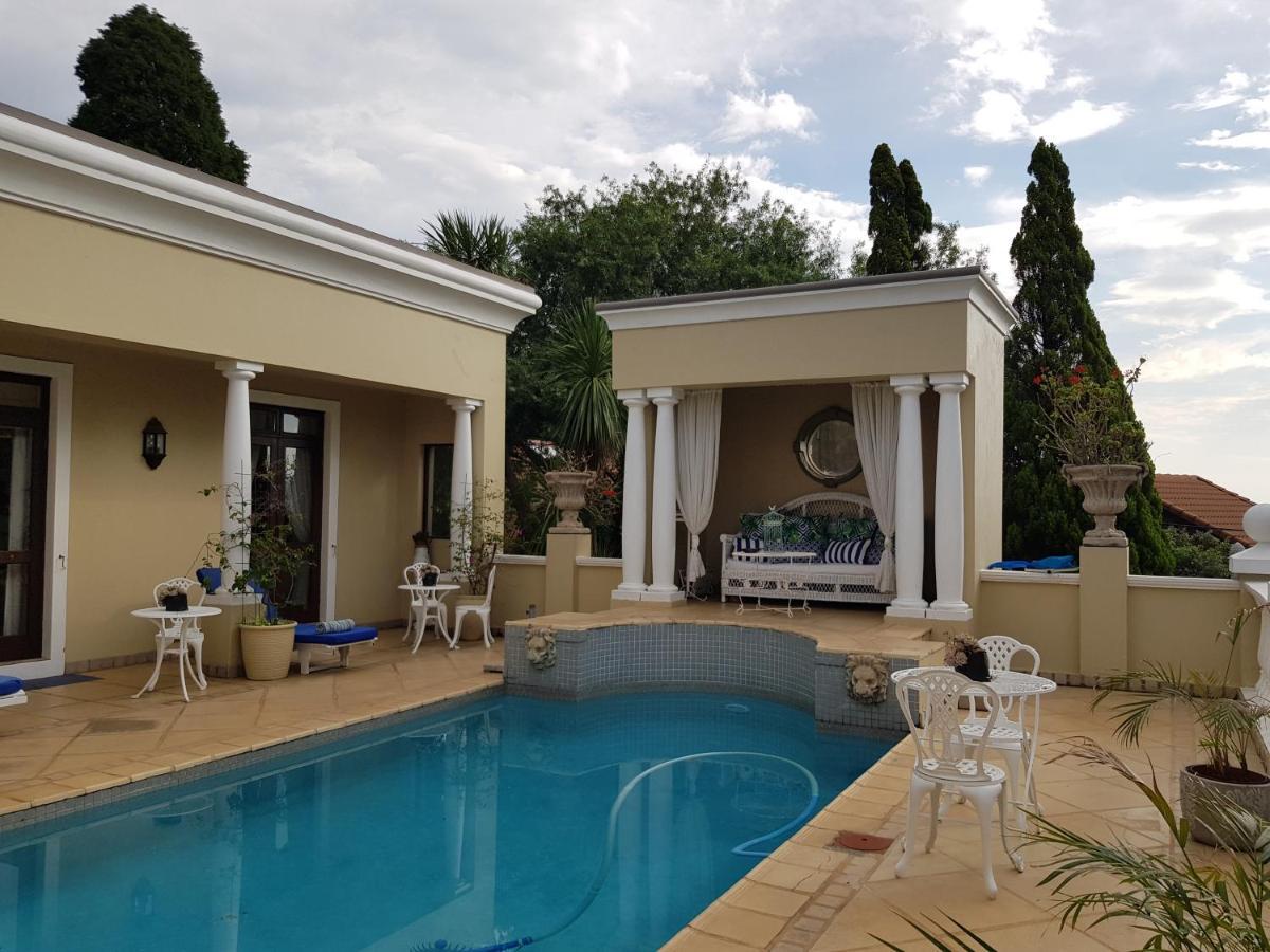 Villa Lugano Guesthouse Johannesburg Exterior photo